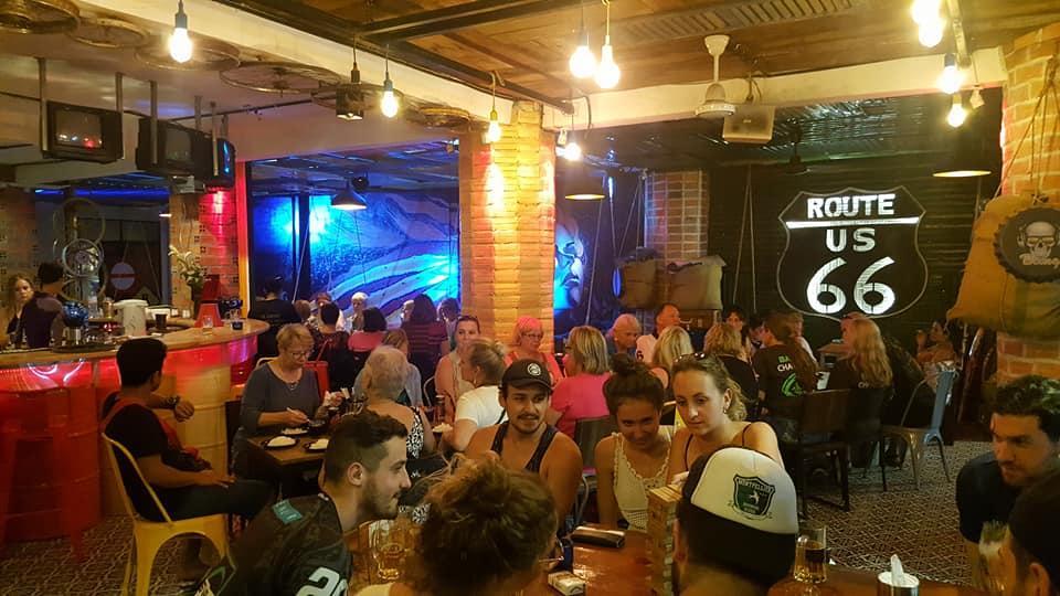 Route 66 Music Restaurant & Hostel Ciudad de Siem Riep Exterior foto
